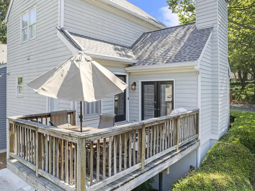 24 Vernon Glen Court, Atlanta, Georgia 30338, 3 Bedrooms Bedrooms, ,2 BathroomsBathrooms,Residential,Sold,24 Vernon Glen Court,7071335