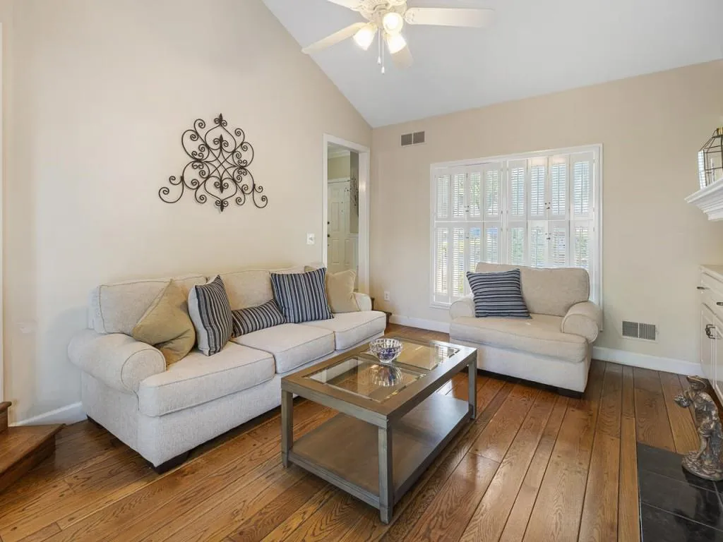 24 Vernon Glen Court, Atlanta, Georgia 30338, 3 Bedrooms Bedrooms, ,2 BathroomsBathrooms,Residential,Sold,24 Vernon Glen Court,7071335