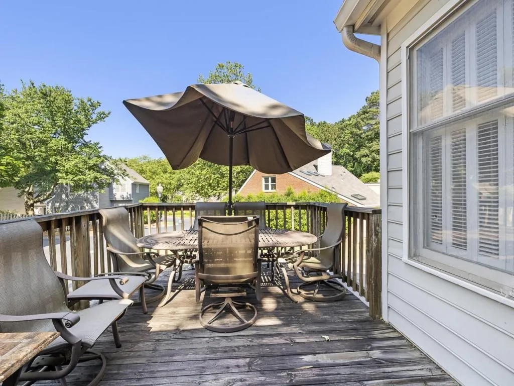 24 Vernon Glen Court, Atlanta, Georgia 30338, 3 Bedrooms Bedrooms, ,2 BathroomsBathrooms,Residential,Sold,24 Vernon Glen Court,7071335