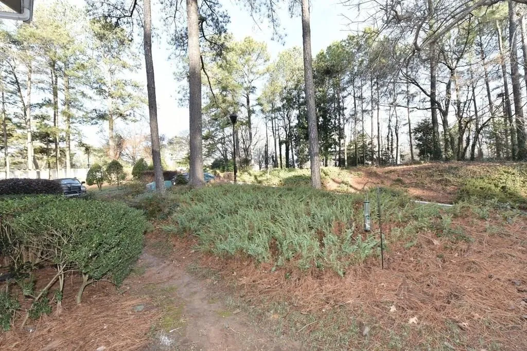 5137 Roswell Road Unit 1, Sandy Springs, Georgia 30342, 2 Bedrooms Bedrooms, ,2 BathroomsBathrooms,Residential,Sold,5137 Roswell Road Unit 1,5962914