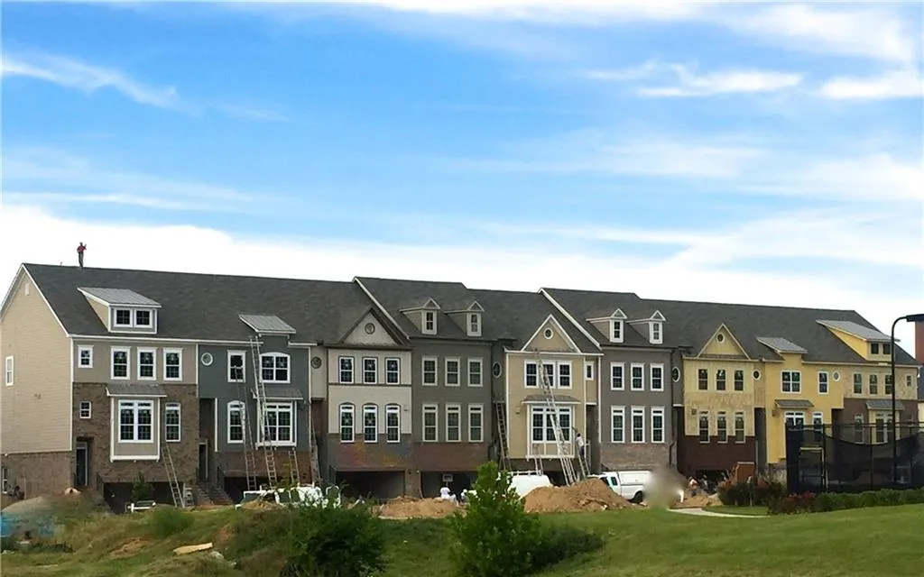 2140 Shale Lane Nw Unit 261, Atlanta, Georgia 30318, 3 Bedrooms Bedrooms, ,3 BathroomsBathrooms,Residential,Sold,2140 Shale Lane Nw Unit 261,5537377