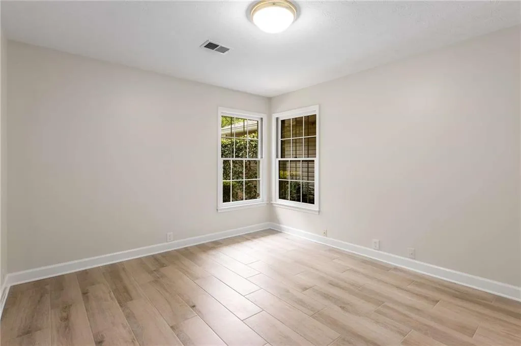 12 Waterford Court, Atlanta, Georgia 30328, 2 Bedrooms Bedrooms, ,2 BathroomsBathrooms,Residential,Sold,12 Waterford Court,7403733