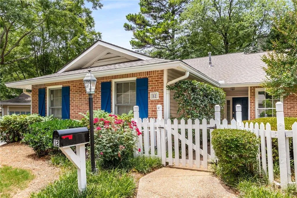 12 Waterford Court, Atlanta, Georgia 30328, 2 Bedrooms Bedrooms, ,2 BathroomsBathrooms,Residential,Sold,12 Waterford Court,7403733