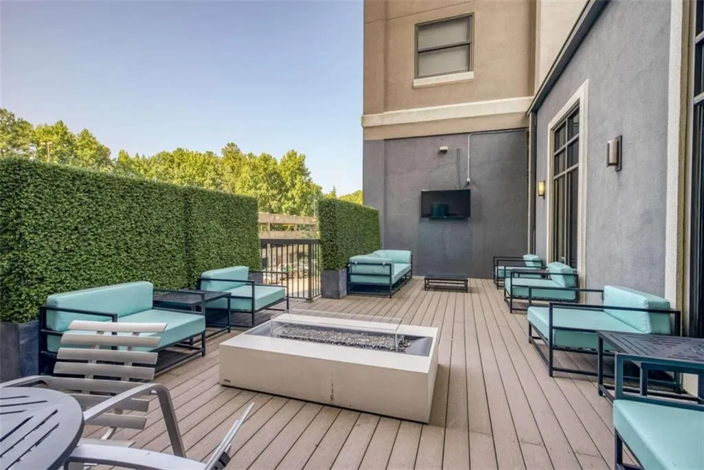 795 Hammond Unit 811, Sandy Springs, Georgia 30328, 1 Bedroom Bedrooms, ,1 BathroomBathrooms,Residential,Sold,795 Hammond Unit 811,6936190