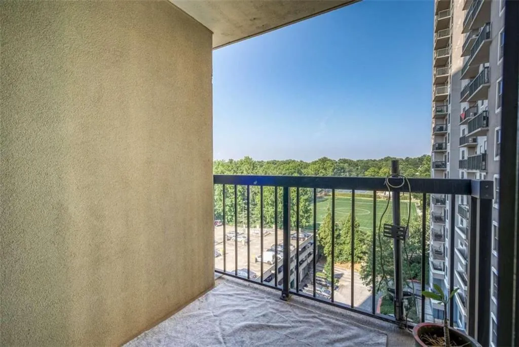 795 Hammond Unit 811, Sandy Springs, Georgia 30328, 1 Bedroom Bedrooms, ,1 BathroomBathrooms,Residential,Sold,795 Hammond Unit 811,6936190