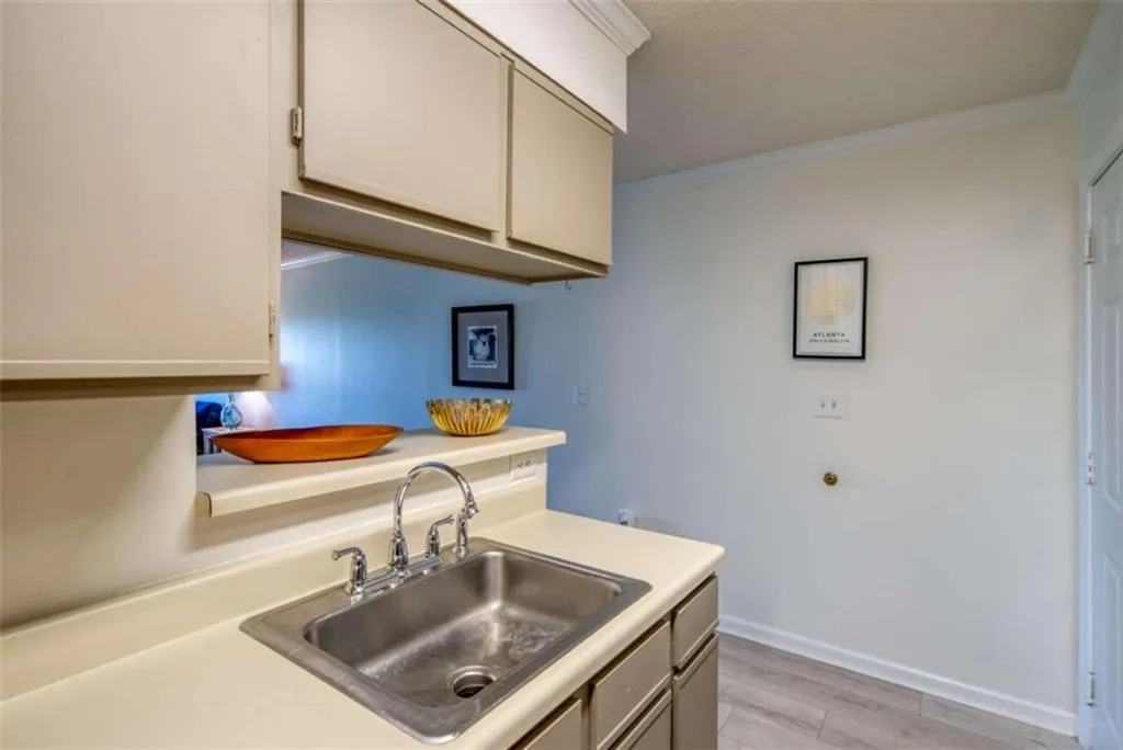 795 Hammond Unit 811, Sandy Springs, Georgia 30328, 1 Bedroom Bedrooms, ,1 BathroomBathrooms,Residential,Sold,795 Hammond Unit 811,6936190
