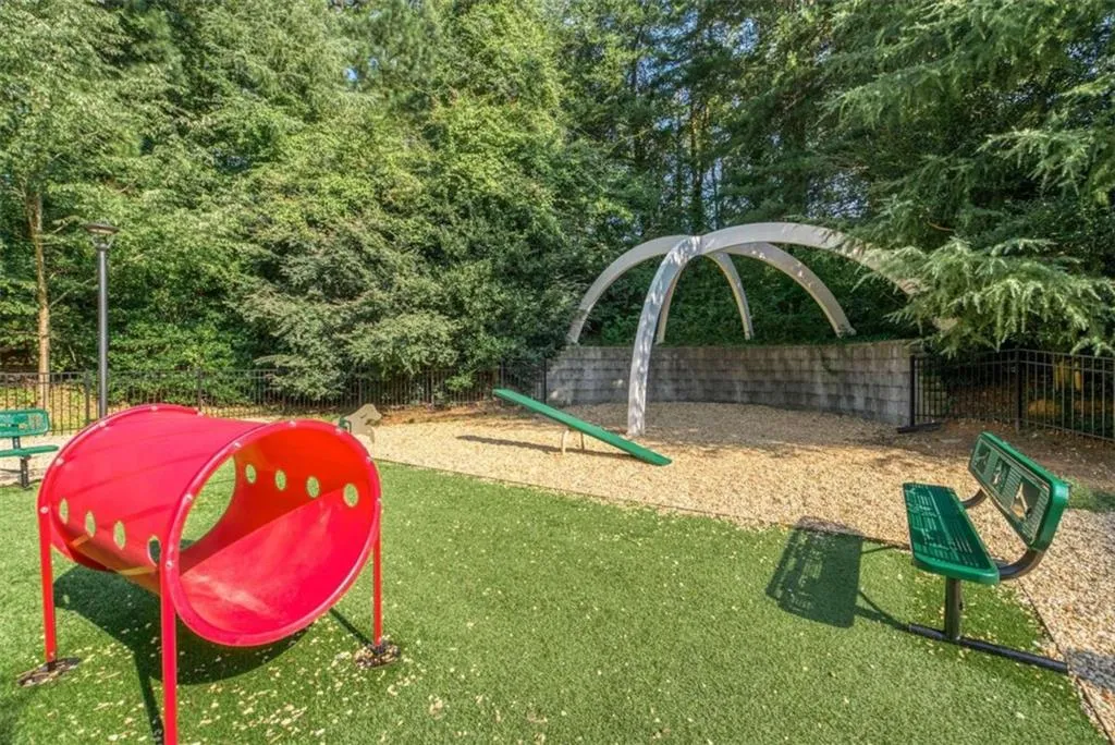 795 Hammond Unit 811, Sandy Springs, Georgia 30328, 1 Bedroom Bedrooms, ,1 BathroomBathrooms,Residential,Sold,795 Hammond Unit 811,6936190