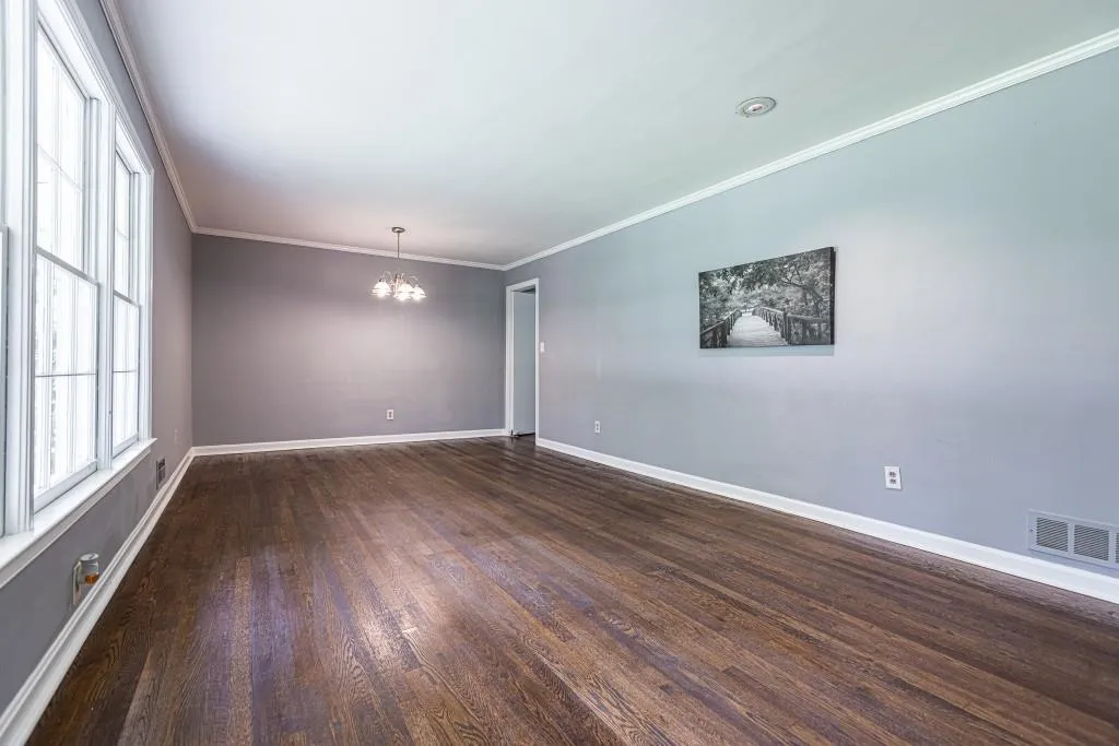 2383 Northside Parkway Nw, Atlanta, Georgia 30327, 3 Bedrooms Bedrooms, ,2 BathroomsBathrooms,Residential,Sold,2383 Northside Parkway Nw,7073870