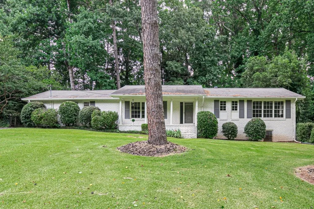 2383 Northside Parkway Nw, Atlanta, Georgia 30327, 3 Bedrooms Bedrooms, ,2 BathroomsBathrooms,Residential,Sold,2383 Northside Parkway Nw,7073870