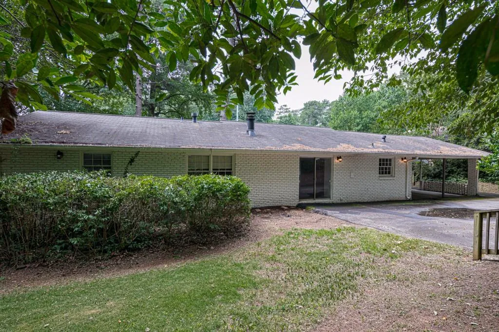 2383 Northside Parkway Nw, Atlanta, Georgia 30327, 3 Bedrooms Bedrooms, ,2 BathroomsBathrooms,Residential,Sold,2383 Northside Parkway Nw,7073870