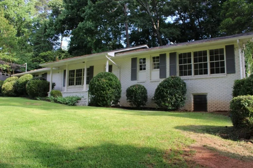 2383 Northside Parkway Nw, Atlanta, Georgia 30327, 3 Bedrooms Bedrooms, ,2 BathroomsBathrooms,Residential,Sold,2383 Northside Parkway Nw,7073870