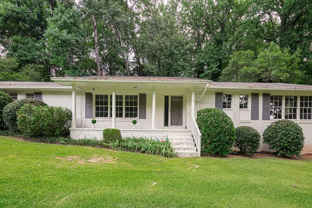 2383 Northside Parkway Nw, Atlanta, Georgia 30327, 3 Bedrooms Bedrooms, ,2 BathroomsBathrooms,Residential,Sold,2383 Northside Parkway Nw,7073870