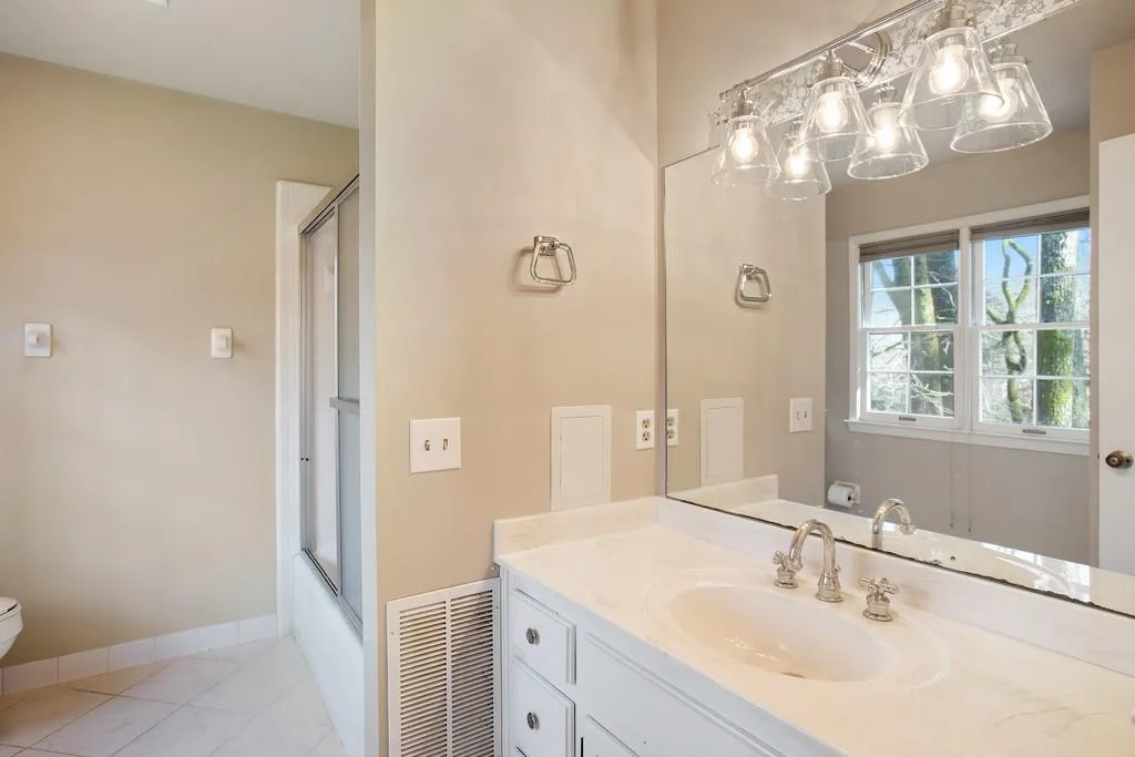 7501 Auden Trail, Sandy Springs, Georgia 30350, 4 Bedrooms Bedrooms, ,3 BathroomsBathrooms,Residential,Sold,7501 Auden Trail,6668342