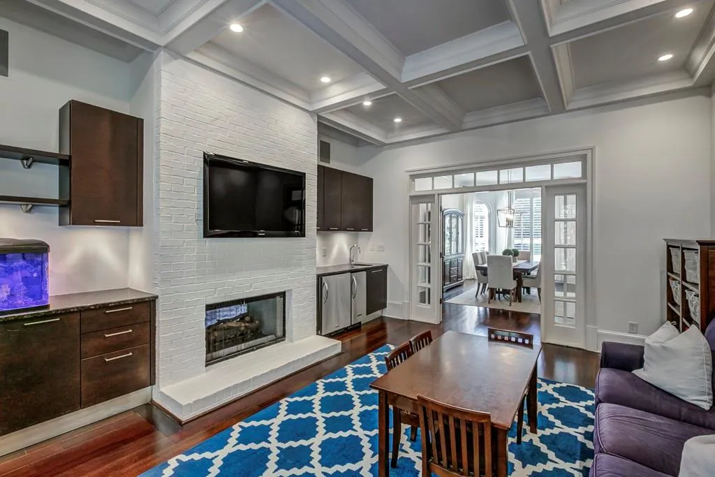 4869 Lake Forrest Drive, Sandy Springs, Georgia 30342, 5 Bedrooms Bedrooms, ,4 BathroomsBathrooms,Residential,Sold,4869 Lake Forrest Drive,6804547