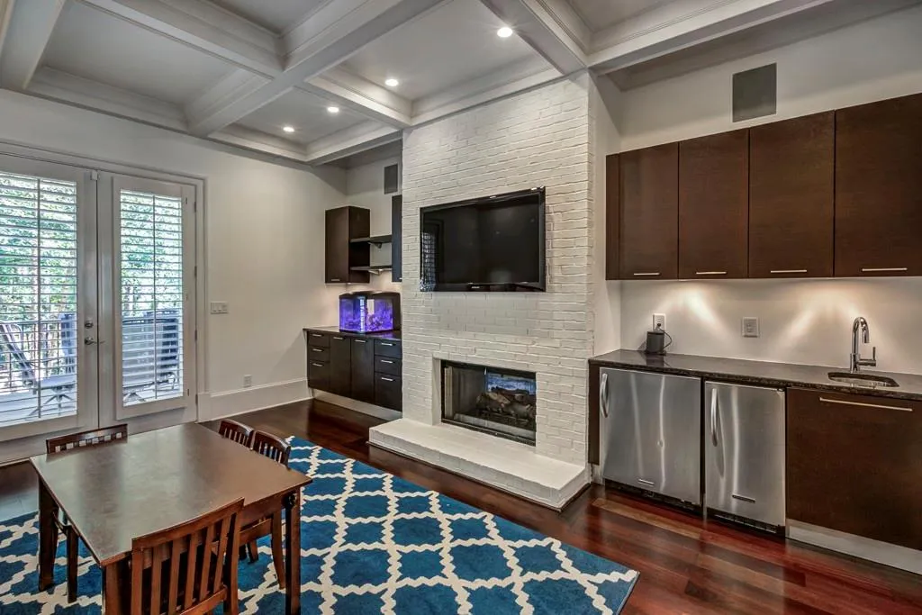 4869 Lake Forrest Drive, Sandy Springs, Georgia 30342, 5 Bedrooms Bedrooms, ,4 BathroomsBathrooms,Residential,Sold,4869 Lake Forrest Drive,6804547