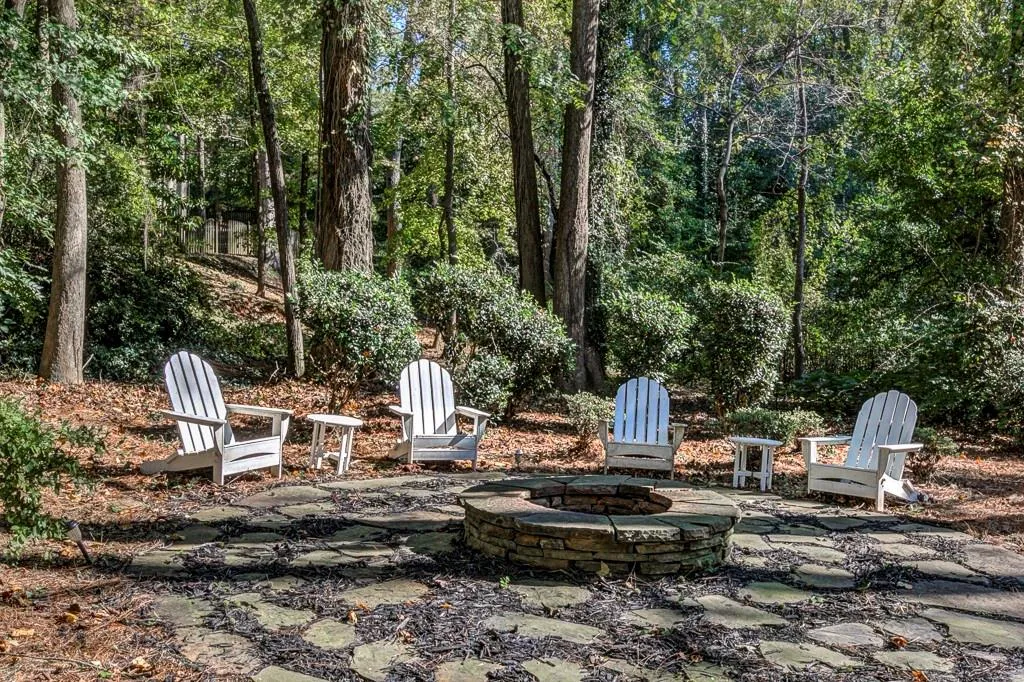 4869 Lake Forrest Drive, Sandy Springs, Georgia 30342, 5 Bedrooms Bedrooms, ,4 BathroomsBathrooms,Residential,Sold,4869 Lake Forrest Drive,6804547