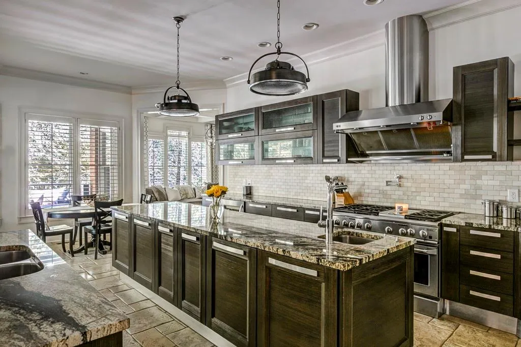 4869 Lake Forrest Drive, Sandy Springs, Georgia 30342, 5 Bedrooms Bedrooms, ,4 BathroomsBathrooms,Residential,Sold,4869 Lake Forrest Drive,6804547