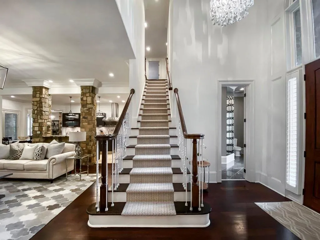 4869 Lake Forrest Drive, Sandy Springs, Georgia 30342, 5 Bedrooms Bedrooms, ,4 BathroomsBathrooms,Residential,Sold,4869 Lake Forrest Drive,6804547