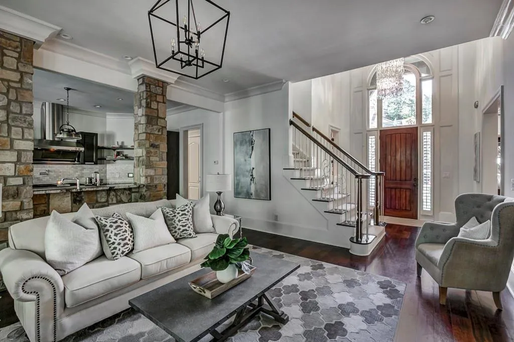 4869 Lake Forrest Drive, Sandy Springs, Georgia 30342, 5 Bedrooms Bedrooms, ,4 BathroomsBathrooms,Residential,Sold,4869 Lake Forrest Drive,6804547