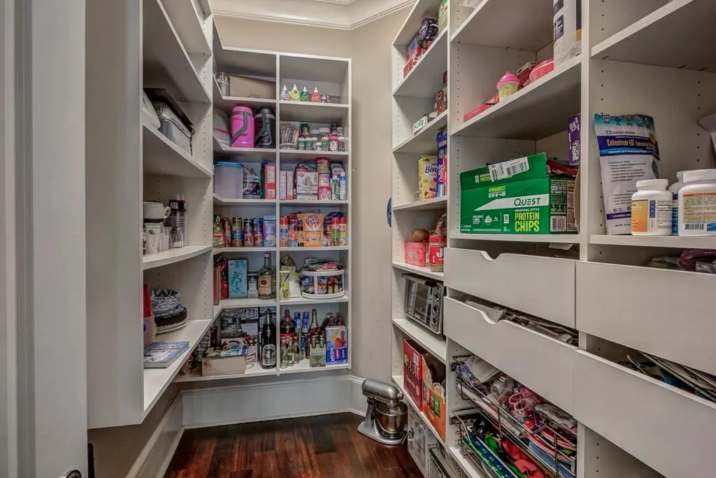 4869 Lake Forrest Drive, Sandy Springs, Georgia 30342, 5 Bedrooms Bedrooms, ,4 BathroomsBathrooms,Residential,Sold,4869 Lake Forrest Drive,6804547