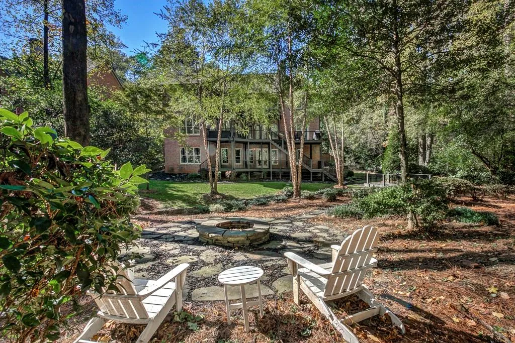 4869 Lake Forrest Drive, Sandy Springs, Georgia 30342, 5 Bedrooms Bedrooms, ,4 BathroomsBathrooms,Residential,Sold,4869 Lake Forrest Drive,6804547