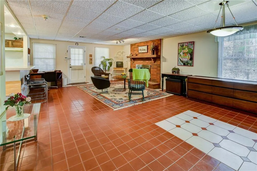 325 Balboa Court, Sandy Springs, Georgia 30342, 5 Bedrooms Bedrooms, ,4 BathroomsBathrooms,Residential,Sold,325 Balboa Court,6864151 325 Balboa Court, Sandy Springs, Georgia 30342, 5 Bedrooms Bedrooms, ,4 BathroomsBathrooms,Residential,Sold,325 Balboa Court,6864151