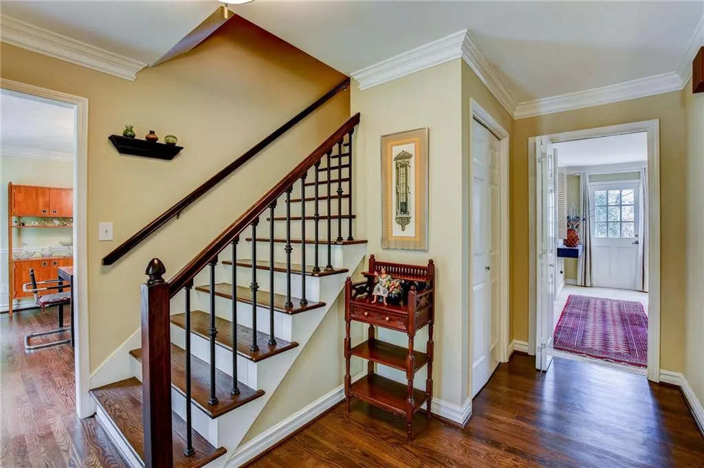 325 Balboa Court, Sandy Springs, Georgia 30342, 5 Bedrooms Bedrooms, ,4 BathroomsBathrooms,Residential,Sold,325 Balboa Court,6864151 325 Balboa Court, Sandy Springs, Georgia 30342, 5 Bedrooms Bedrooms, ,4 BathroomsBathrooms,Residential,Sold,325 Balboa Court,6864151