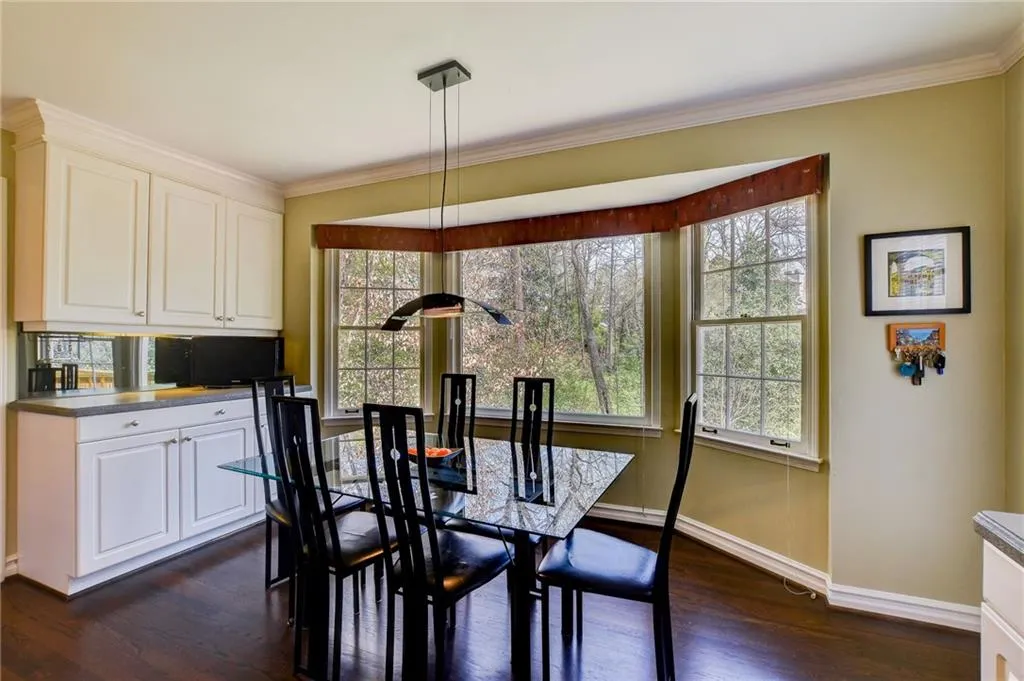 325 Balboa Court, Sandy Springs, Georgia 30342, 5 Bedrooms Bedrooms, ,4 BathroomsBathrooms,Residential,Sold,325 Balboa Court,6864151 325 Balboa Court, Sandy Springs, Georgia 30342, 5 Bedrooms Bedrooms, ,4 BathroomsBathrooms,Residential,Sold,325 Balboa Court,6864151