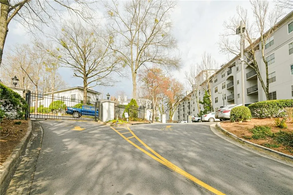 970 Sidney Marcus Boulevard Ne Unit 1208, Atlanta, Georgia 30324, 1 Bedroom Bedrooms, ,1 BathroomBathrooms,Residential,For Sale,970 Sidney Marcus Boulevard Ne Unit 1208,7539004