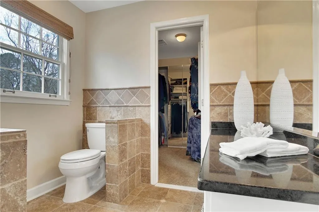 1635 Lazy River Lane, Sandy Springs, Georgia 30350, 5 Bedrooms Bedrooms, ,5 BathroomsBathrooms,Residential,Sold,1635 Lazy River Lane,6828507