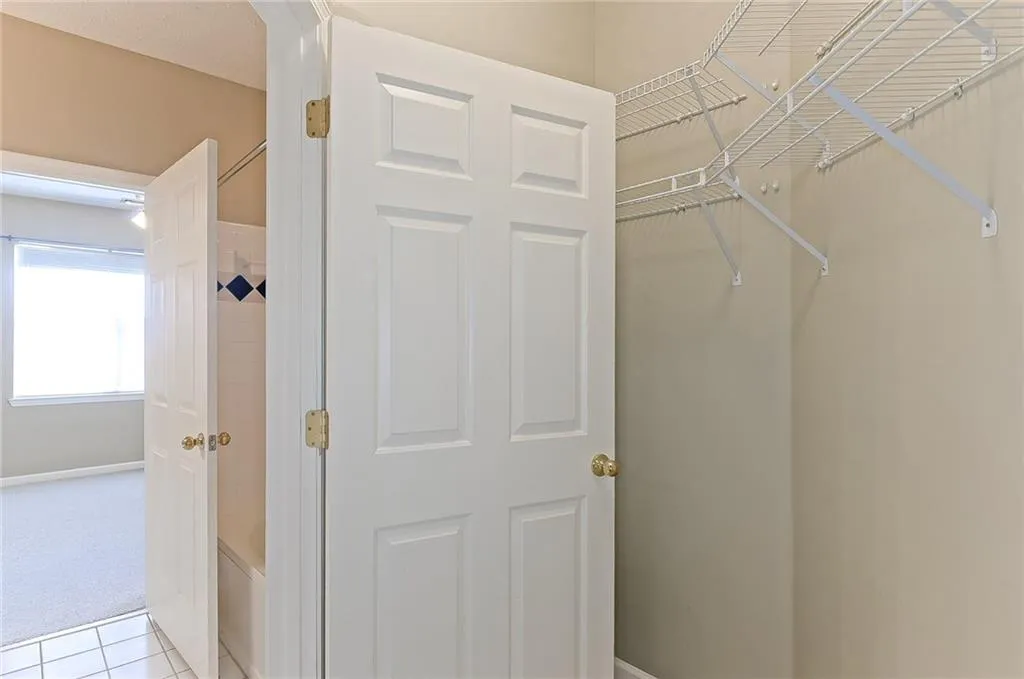 5559 Glenridge Drive Unit 1402, Atlanta, Georgia 30342, 2 Bedrooms Bedrooms, ,2 BathroomsBathrooms,Residential,Sold,5559 Glenridge Drive Unit 1402,5978771