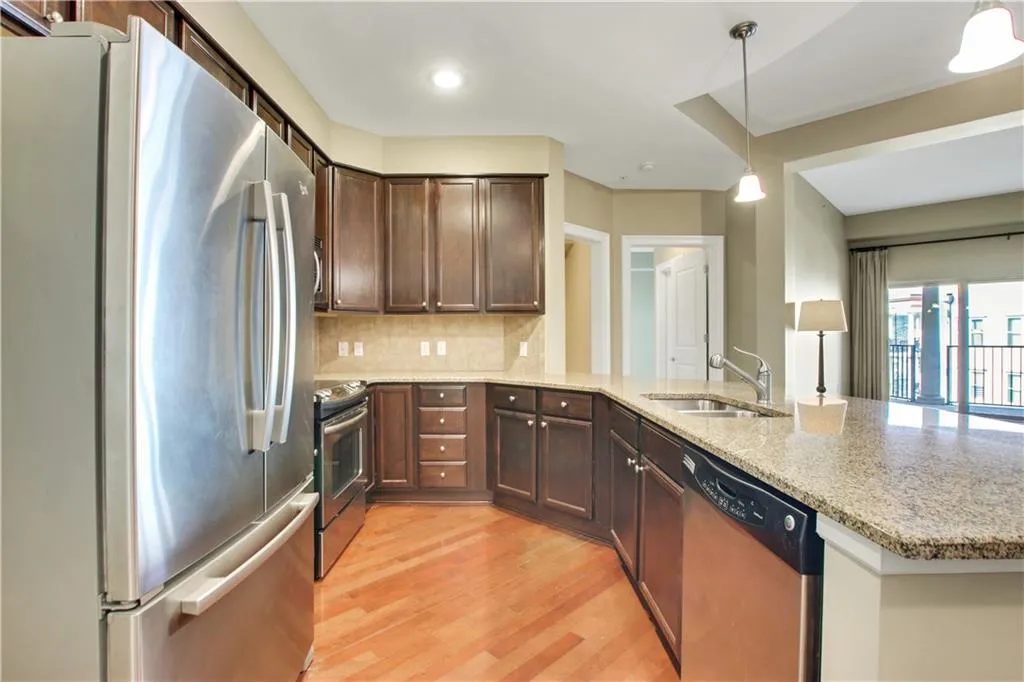200 River Vista Drive Unit 734, Atlanta, Georgia 30339, 2 Bedrooms Bedrooms, ,2 BathroomsBathrooms,Residential,Sold,200 River Vista Drive Unit 734,6829338
