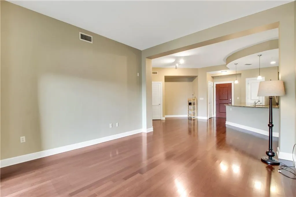 200 River Vista Drive Unit 734, Atlanta, Georgia 30339, 2 Bedrooms Bedrooms, ,2 BathroomsBathrooms,Residential,Sold,200 River Vista Drive Unit 734,6829338