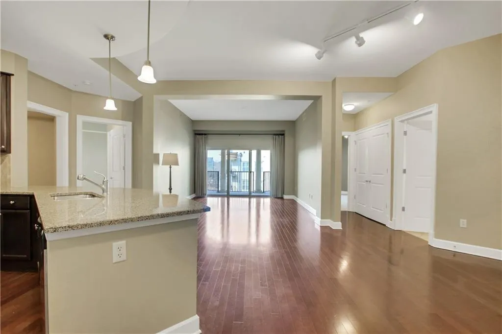 200 River Vista Drive Unit 734, Atlanta, Georgia 30339, 2 Bedrooms Bedrooms, ,2 BathroomsBathrooms,Residential,Sold,200 River Vista Drive Unit 734,6829338