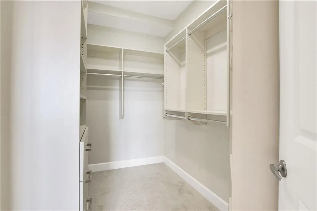 200 River Vista Drive Unit 734, Atlanta, Georgia 30339, 2 Bedrooms Bedrooms, ,2 BathroomsBathrooms,Residential,Sold,200 River Vista Drive Unit 734,6829338