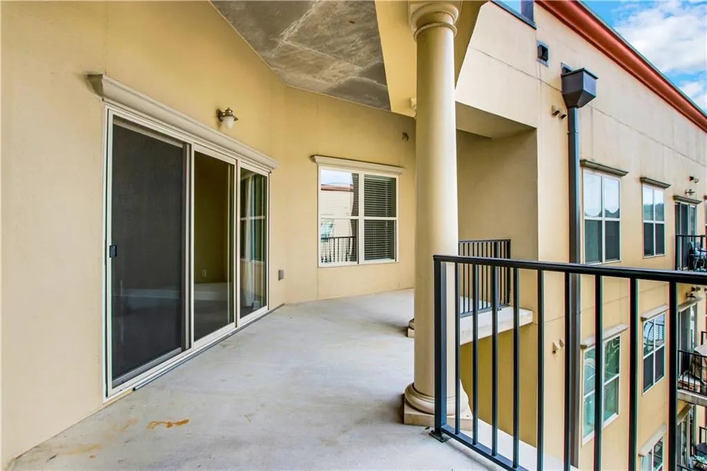200 River Vista Drive Unit 734, Atlanta, Georgia 30339, 2 Bedrooms Bedrooms, ,2 BathroomsBathrooms,Residential,Sold,200 River Vista Drive Unit 734,6829338