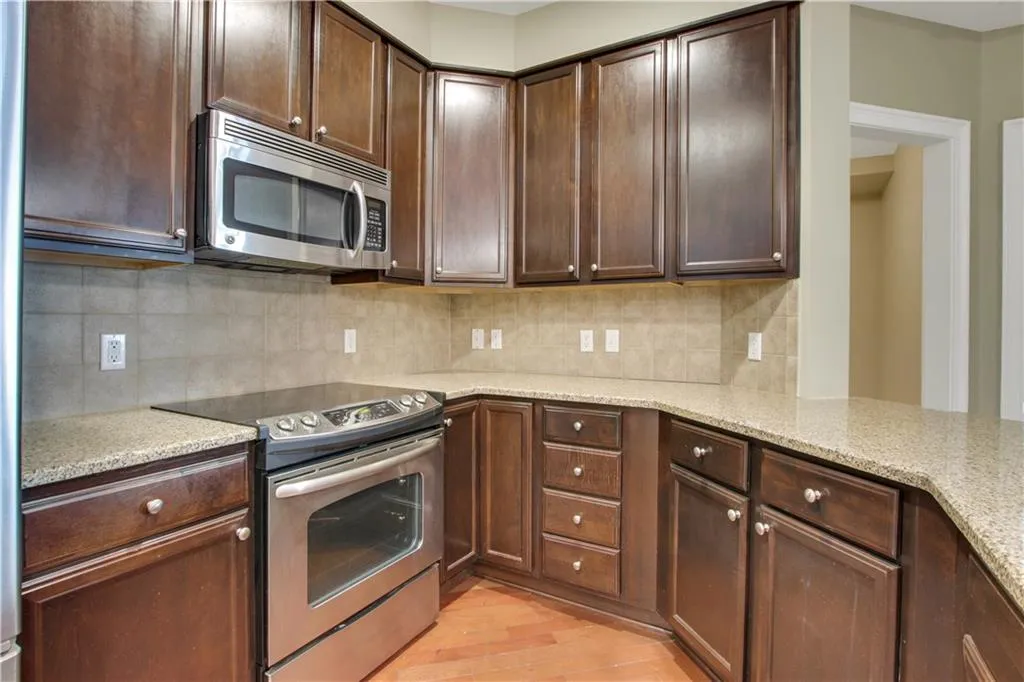 200 River Vista Drive Unit 734, Atlanta, Georgia 30339, 2 Bedrooms Bedrooms, ,2 BathroomsBathrooms,Residential,Sold,200 River Vista Drive Unit 734,6829338