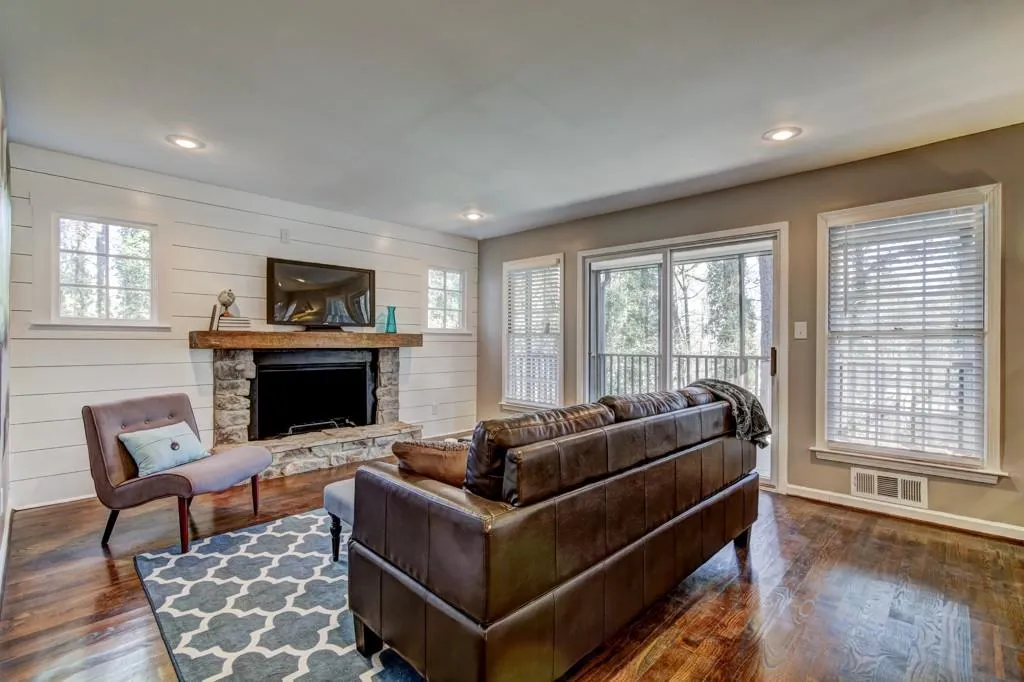 410 Dalrymple Road, Sandy Springs, Georgia 30328, 4 Bedrooms Bedrooms, ,2 BathroomsBathrooms,Residential,Sold,410 Dalrymple Road,5984272