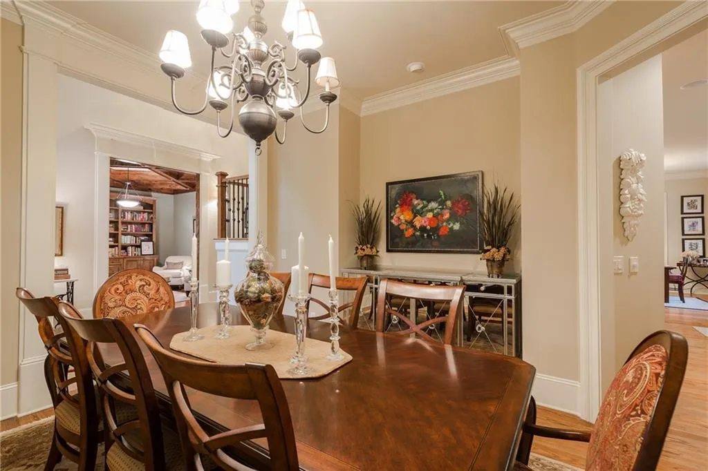 6285 Hunting Creek Road, Atlanta, Georgia 30328, 5 Bedrooms Bedrooms, ,4 BathroomsBathrooms,Residential,Sold,6285 Hunting Creek Road,6535383