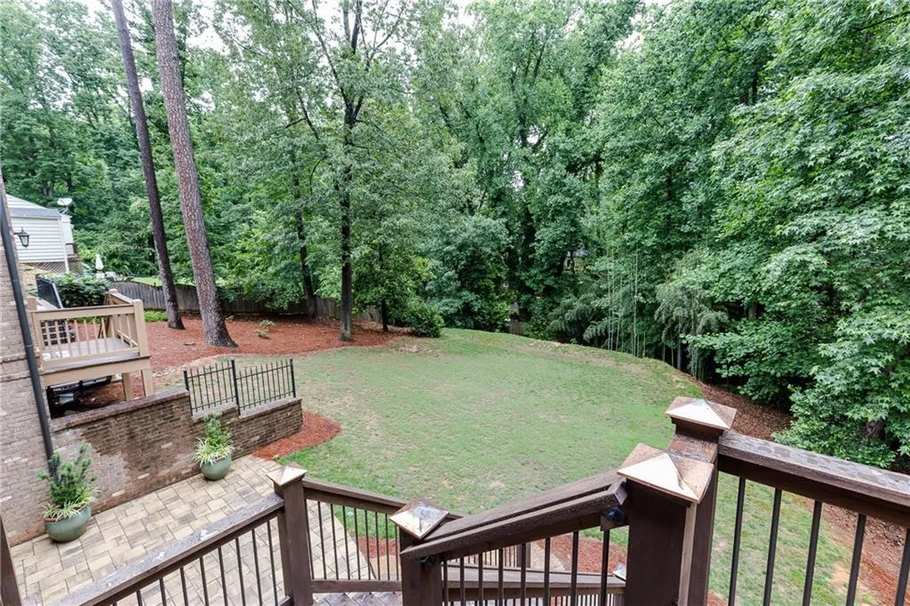 6285 Hunting Creek Road, Atlanta, Georgia 30328, 5 Bedrooms Bedrooms, ,4 BathroomsBathrooms,Residential,Sold,6285 Hunting Creek Road,6535383