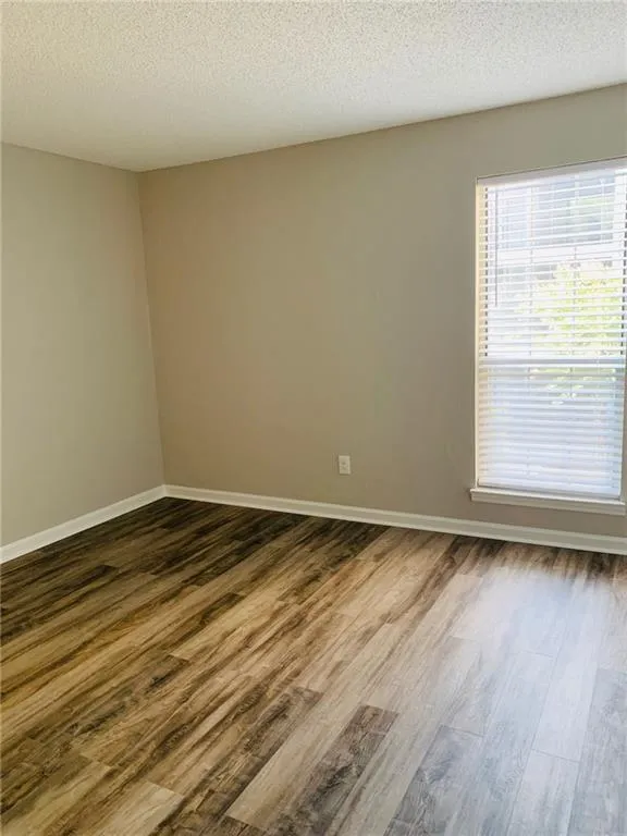 603 Granville Court, Sandy Springs, Georgia 30328, 1 Bedroom Bedrooms, ,1 BathroomBathrooms,Residential,Sold,603 Granville Court,6920950