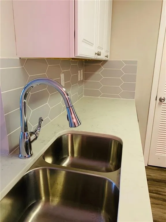 603 Granville Court, Sandy Springs, Georgia 30328, 1 Bedroom Bedrooms, ,1 BathroomBathrooms,Residential,Sold,603 Granville Court,6920950