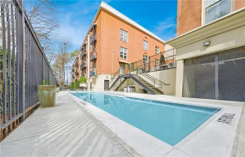 560 Dutch Valley Road Ne Unit 2207, Atlanta, Georgia 30324, 1 Bedroom Bedrooms, ,1 BathroomBathrooms,Residential,For Sale,560 Dutch Valley Road Ne Unit 2207,7616137