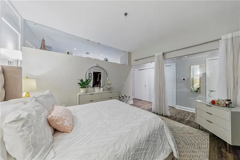 560 Dutch Valley Road Ne Unit 2207, Atlanta, Georgia 30324, 1 Bedroom Bedrooms, ,1 BathroomBathrooms,Residential,For Sale,560 Dutch Valley Road Ne Unit 2207,7616137