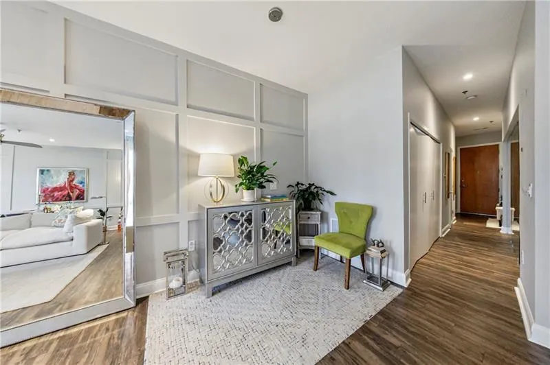 560 Dutch Valley Road Ne Unit 2207, Atlanta, Georgia 30324, 1 Bedroom Bedrooms, ,1 BathroomBathrooms,Residential,For Sale,560 Dutch Valley Road Ne Unit 2207,7616137
