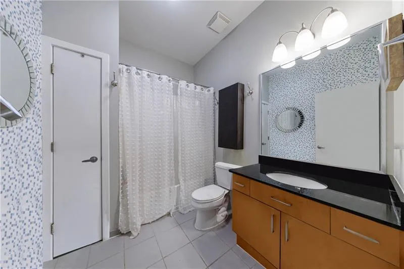 560 Dutch Valley Road Ne Unit 2207, Atlanta, Georgia 30324, 1 Bedroom Bedrooms, ,1 BathroomBathrooms,Residential,For Sale,560 Dutch Valley Road Ne Unit 2207,7616137