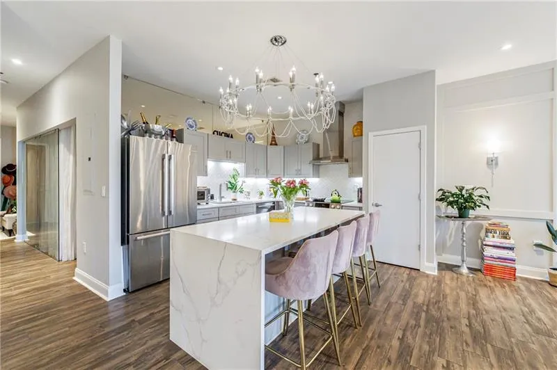 560 Dutch Valley Road Ne Unit 2207, Atlanta, Georgia 30324, 1 Bedroom Bedrooms, ,1 BathroomBathrooms,Residential,For Sale,560 Dutch Valley Road Ne Unit 2207,7616137