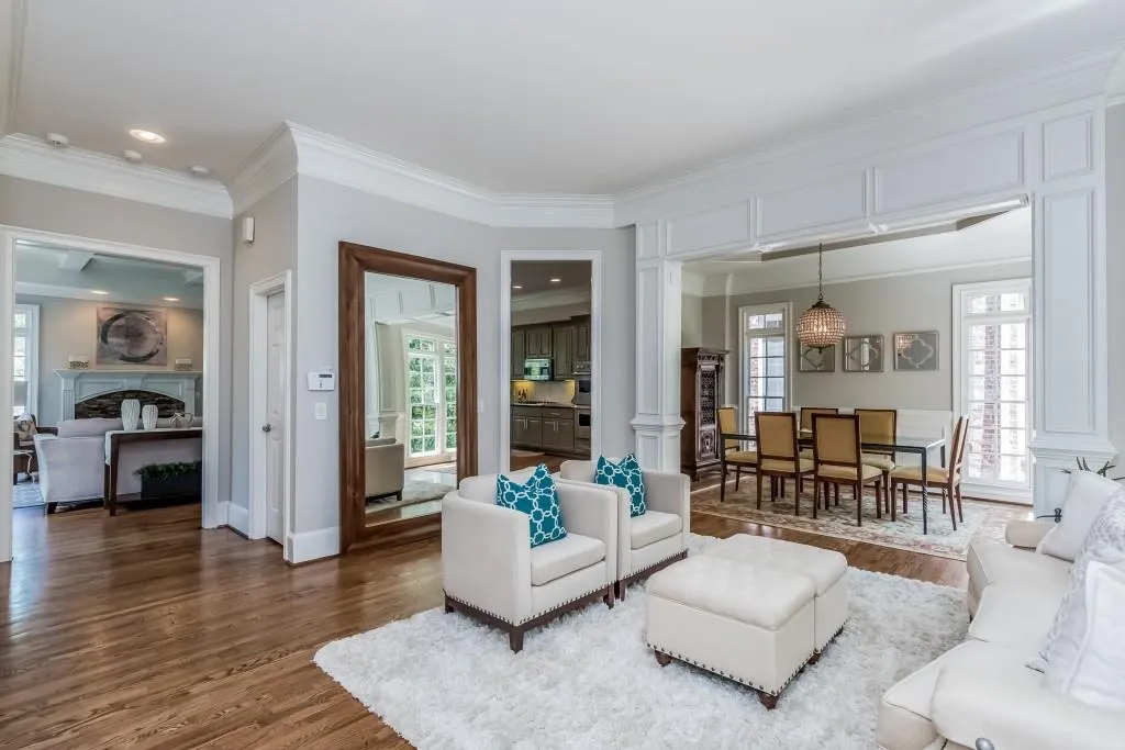 1123 Valley Overlook Drive, Atlanta, Georgia 30324, 5 Bedrooms Bedrooms, ,4 BathroomsBathrooms,Residential,Sold,1123 Valley Overlook Drive,5810174