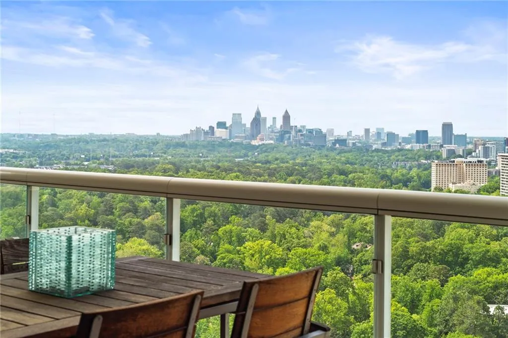 Relish the Outdoor dining while enjoying the spectacular views!
