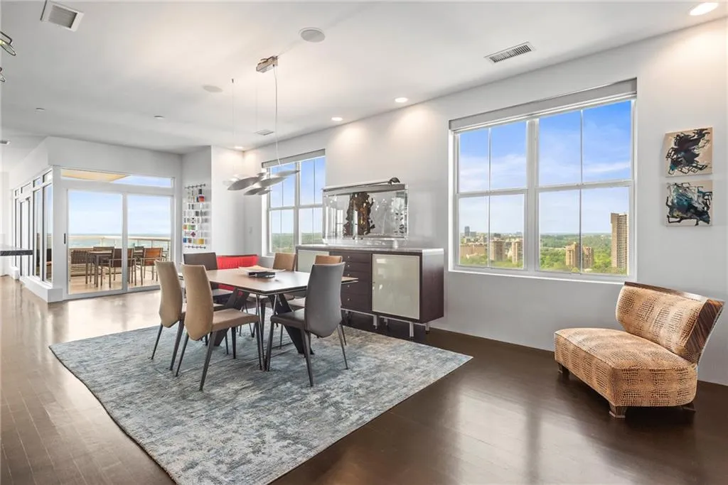 Defined dining room - yet wide open!